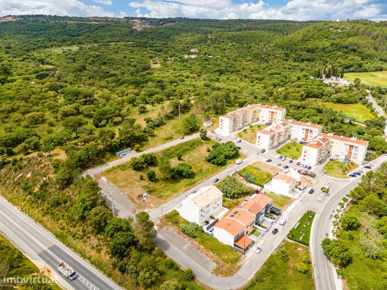 TERRENO URBANO PARA CONSTRUÇÃO | OTA - ALENQUER | 195m²-6