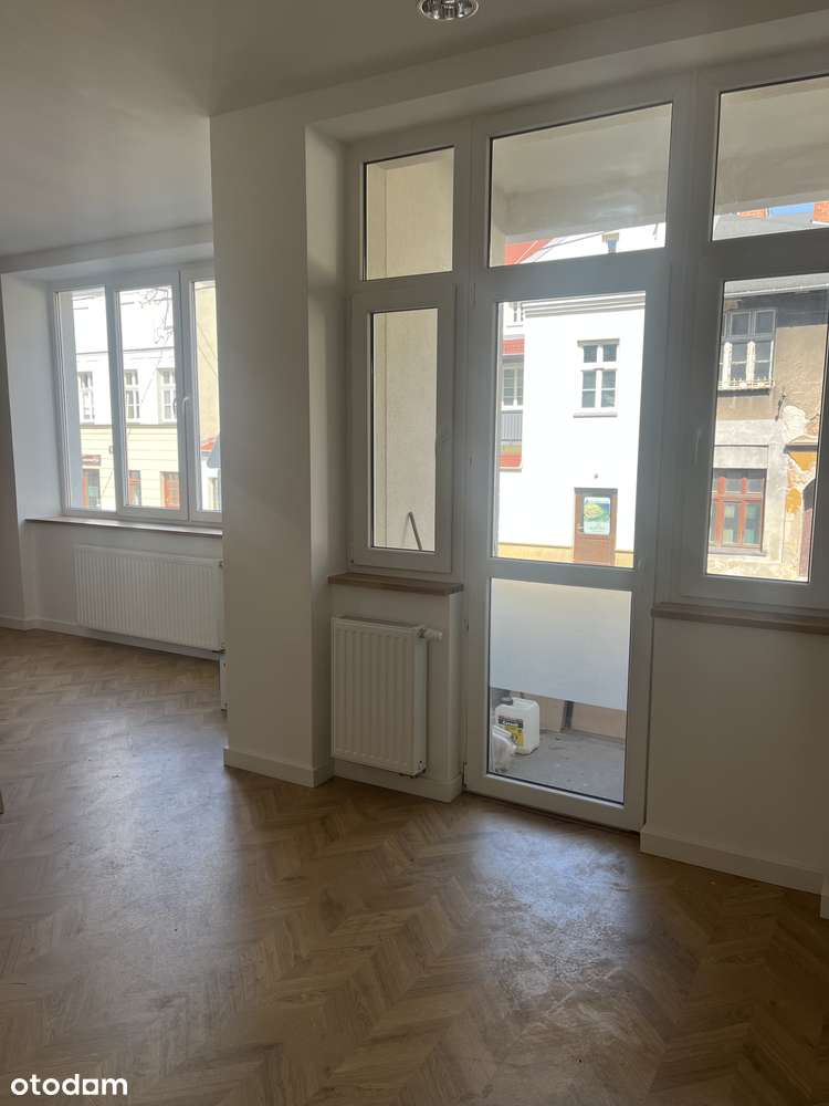 Nowy Apartament  w Centrum , 2 pokoje , Balkon, Piwnica , Parking-7