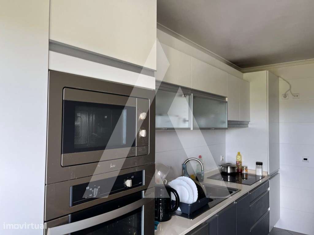 Apartamento T3 na Urbanização Chave, a um passo da Universidade de ... - Grande imagem: 4/30