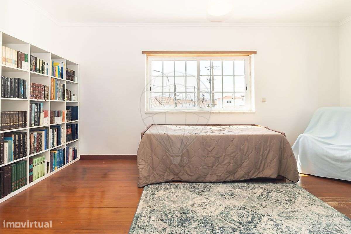 Moradia T4 com 570 m² de Terreno em São João das Lampas-30