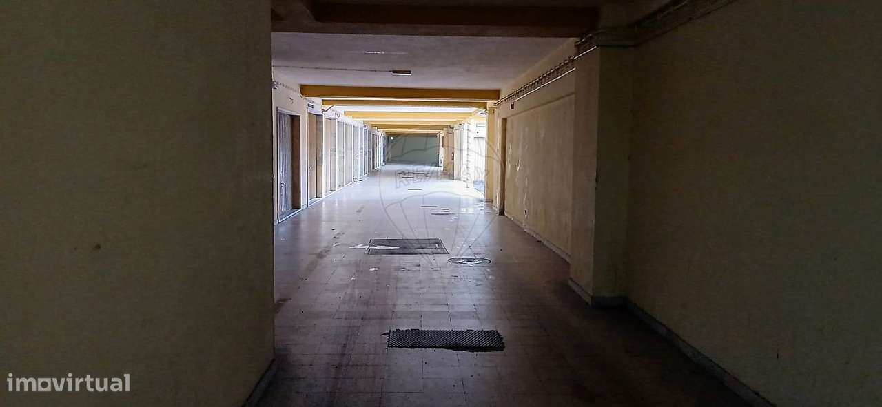 Garagem  para venda - Grande imagem: 2/4