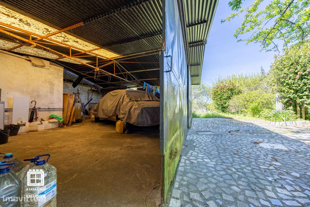 Moradia com duas habitações independentes em Lourosa - Exclusivo-5