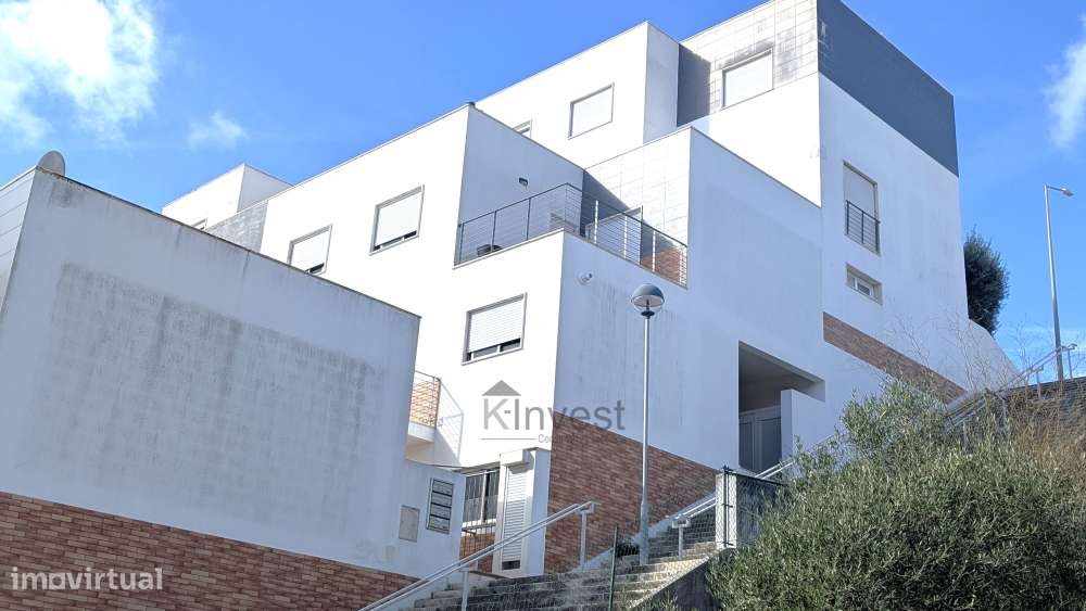 T3 Duplex com Vista Castelo, Serra e Mar – Condomínio Fechado em Sesim-23