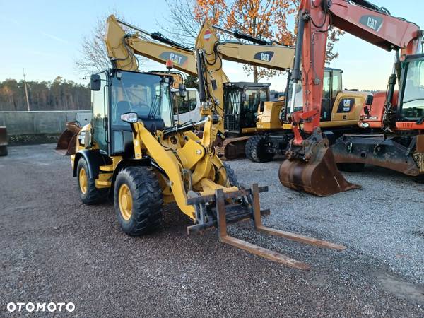 Caterpillar CAT 907 M - 14