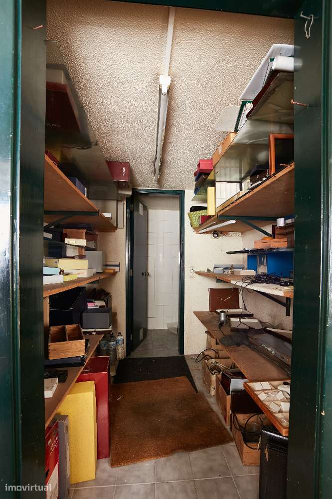 Prédio em zona da Alta - Grande imagem: 5/11