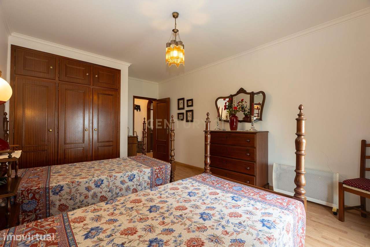 ** Excelente Apartamento T2 - Vista Rio - Centro do Montijo **-17