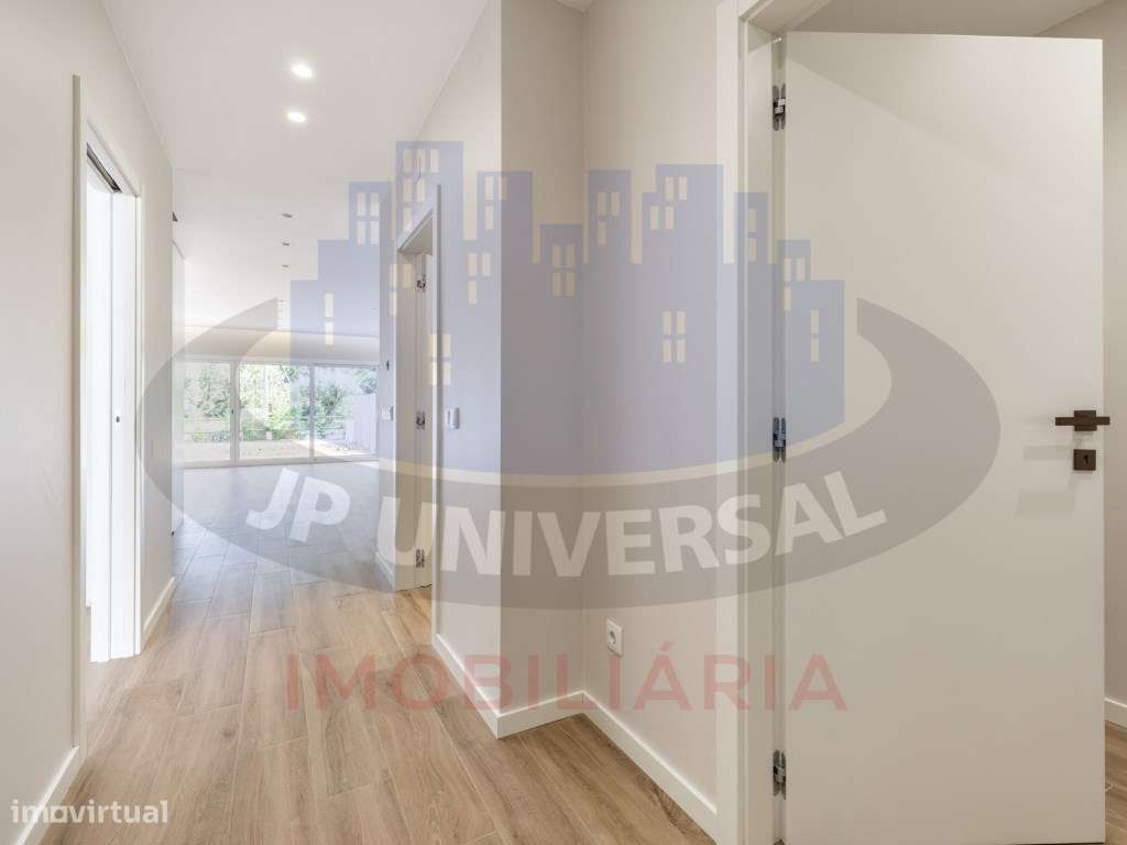 Vende-se Moradia T3 Exclusiva , Garagem, Jardim e Acabamentos de Luxo-7