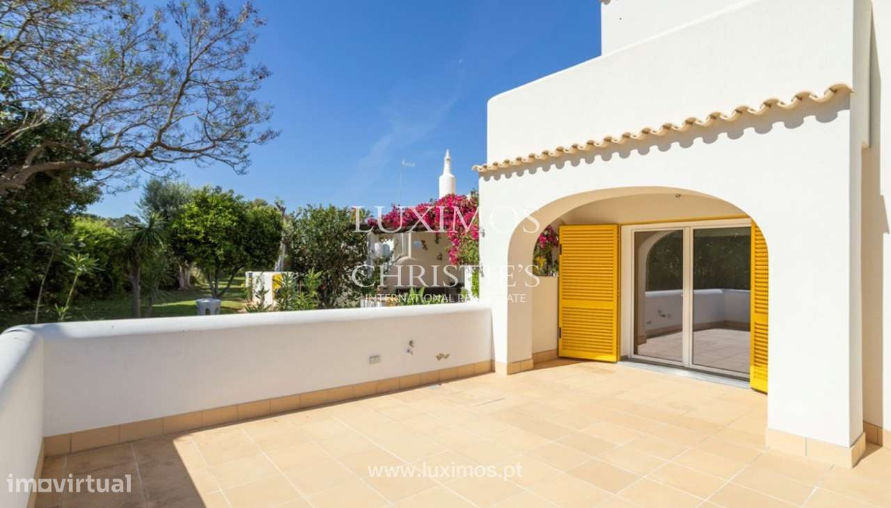 Moradia V3 inserida em condomínio, à venda em Vilamoura, Algarve - Grande imagem: 2/25