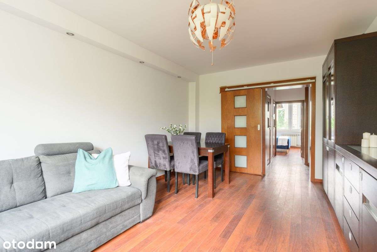 Jasne mieszkanie przy Metrze Trocka-3