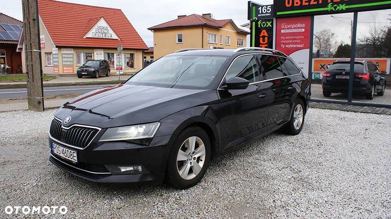 Skoda Superb 2.0 TDI DSG Style - 1