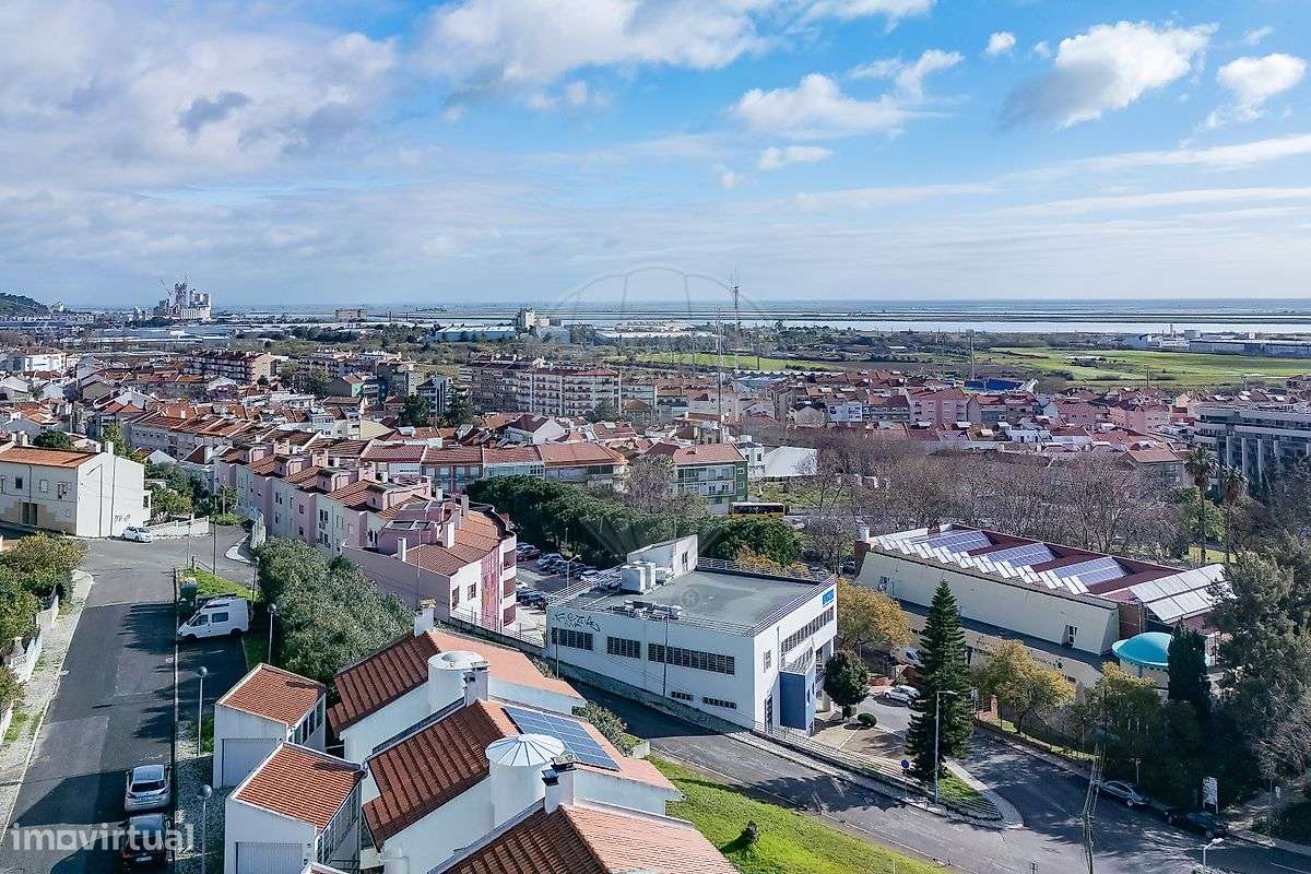 Moradia T5 para venda-14