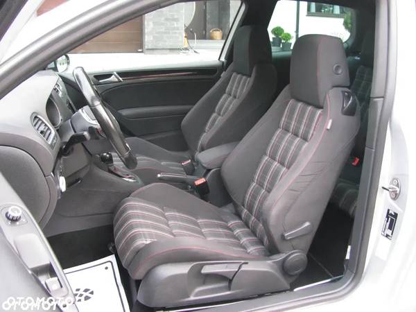 Volkswagen Golf 2.0 GTI DSG - 5