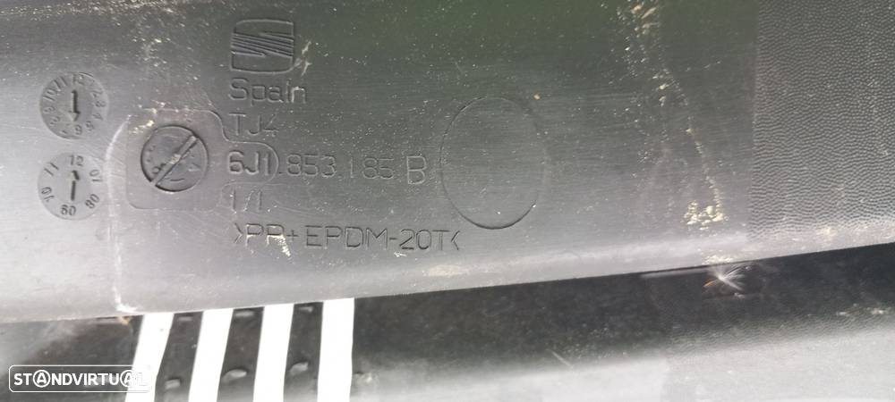 Curcuvan Ou Torpedo Seat Ibiza Sportcoupe Caixa/Hatchback (6J1) - 2