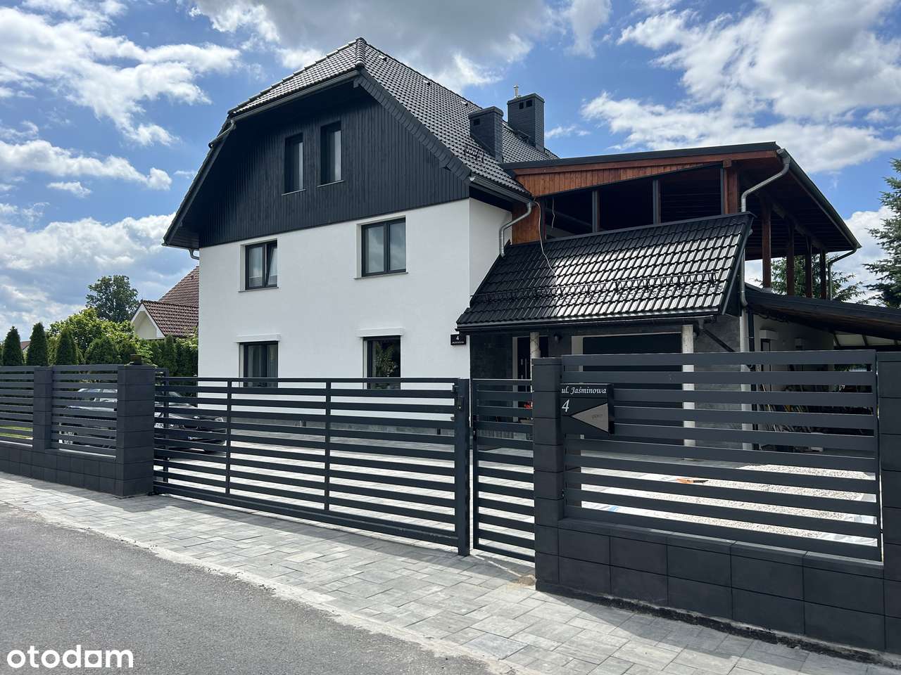 Duży dom wolnostojący - do wprowadzenia - os. Czarne - Pełny obrazek: 2/20