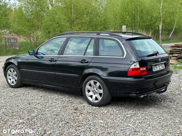 BMW Seria 3 320i - 2