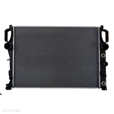 Radiator racire Mercedes Clasa CLS (C219), 03.2002-07.2004 Model Cls350 (3,5 V6 200kw); Benzina, M/A, Cu/fara AC, cu conectori rapizi intrare/iesire, 640x456x18, Cu lipire fagure prin brazare - 1