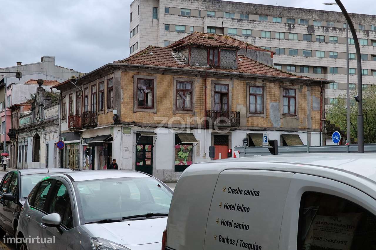 Trespasse de Café no Porto com Alto Potencial de Crescimento - Grande imagem: 2/16