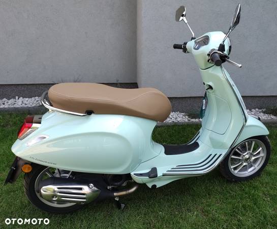 Piaggio Vespa - 1