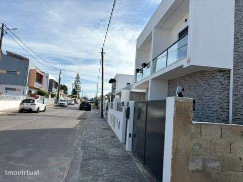 Vendem-se dois lotes urbanos Quinta do Conde  quatro moradias unifa...-21