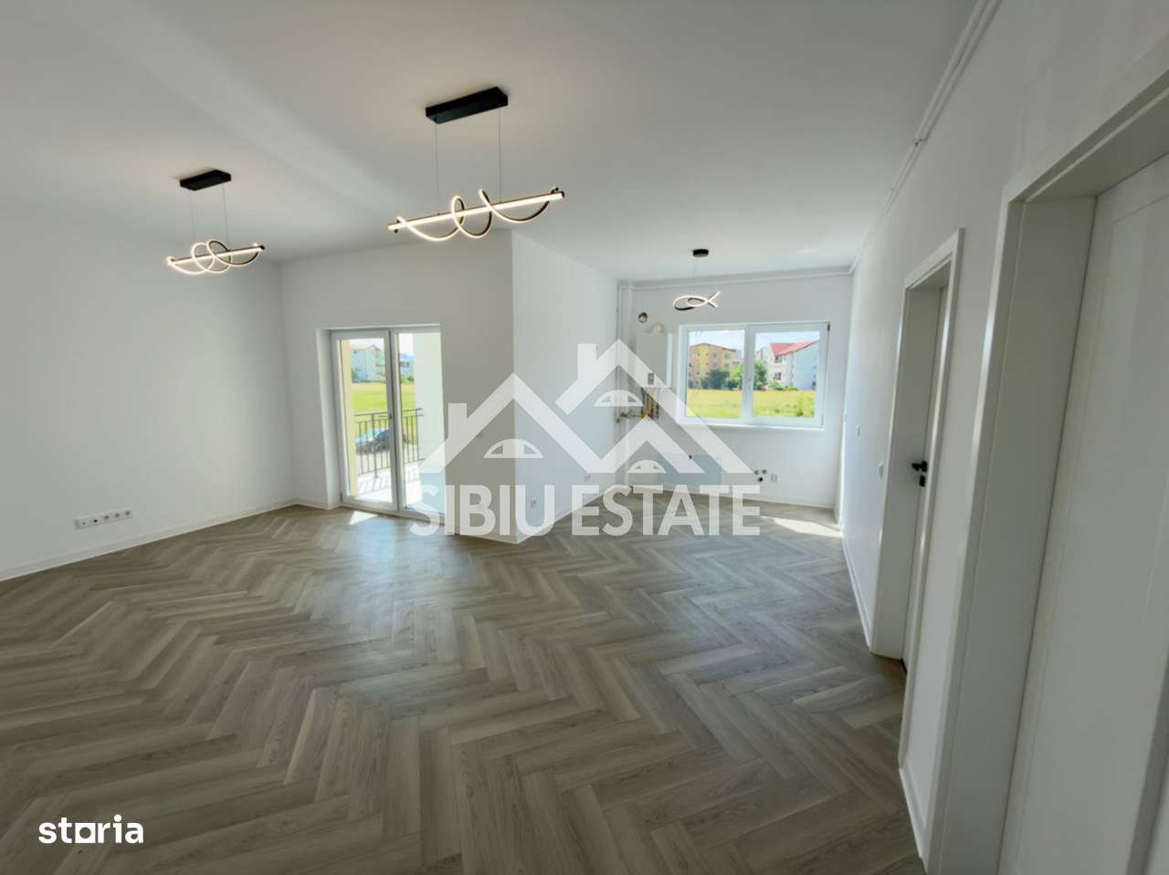 Apartament cu 3 camere,boxa depozit, Finisat La Cheie te muti imediat-0