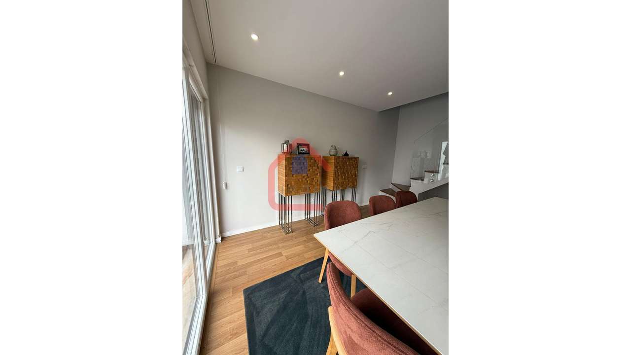 Apartamento T3 em Portugal-30