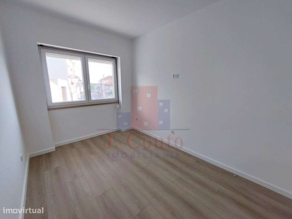 Apartamento T2 em Caldas da Rainha-20