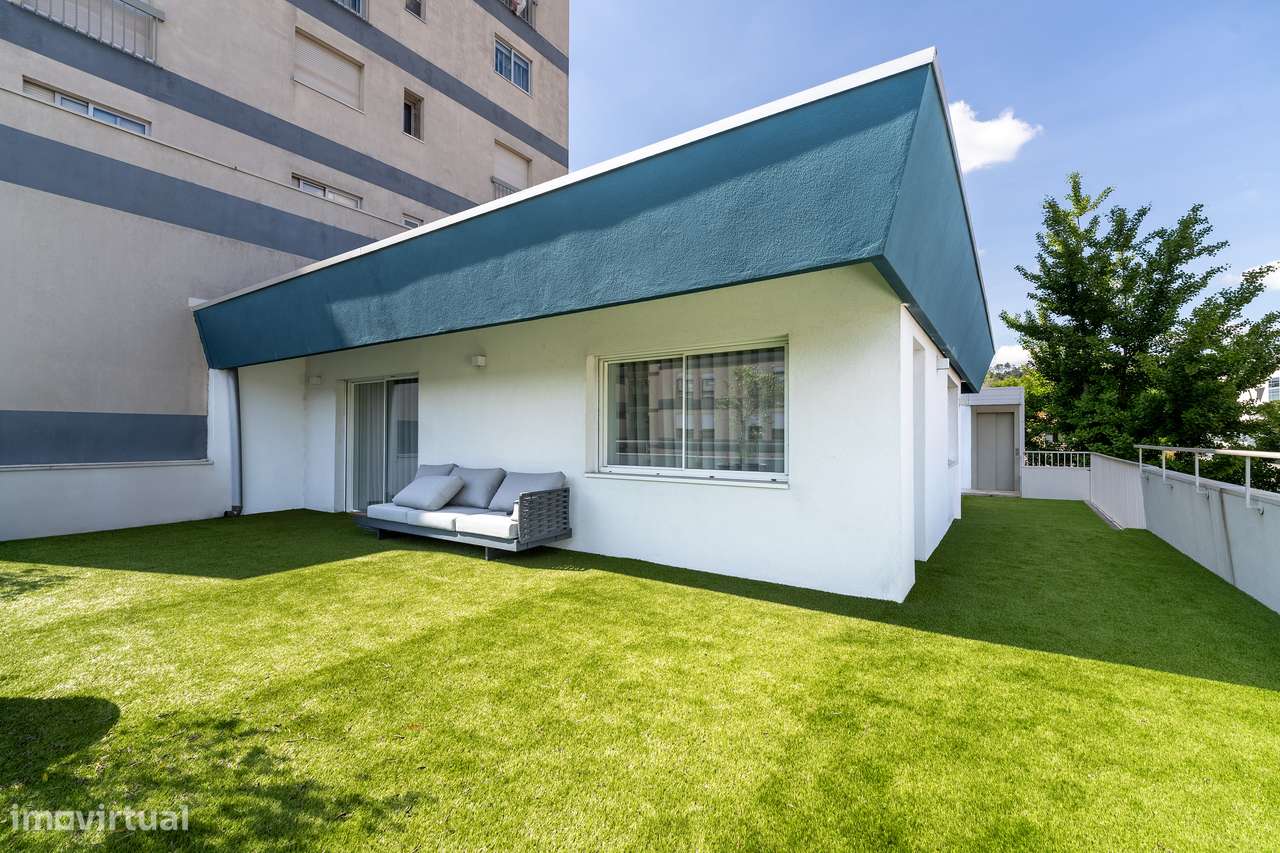 Moradia T3 com Jardim e Garagem em Guimarães-42