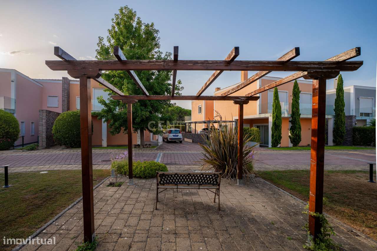 Moradia T4 com Piscina Privativa | Bicesse, Cascais-6