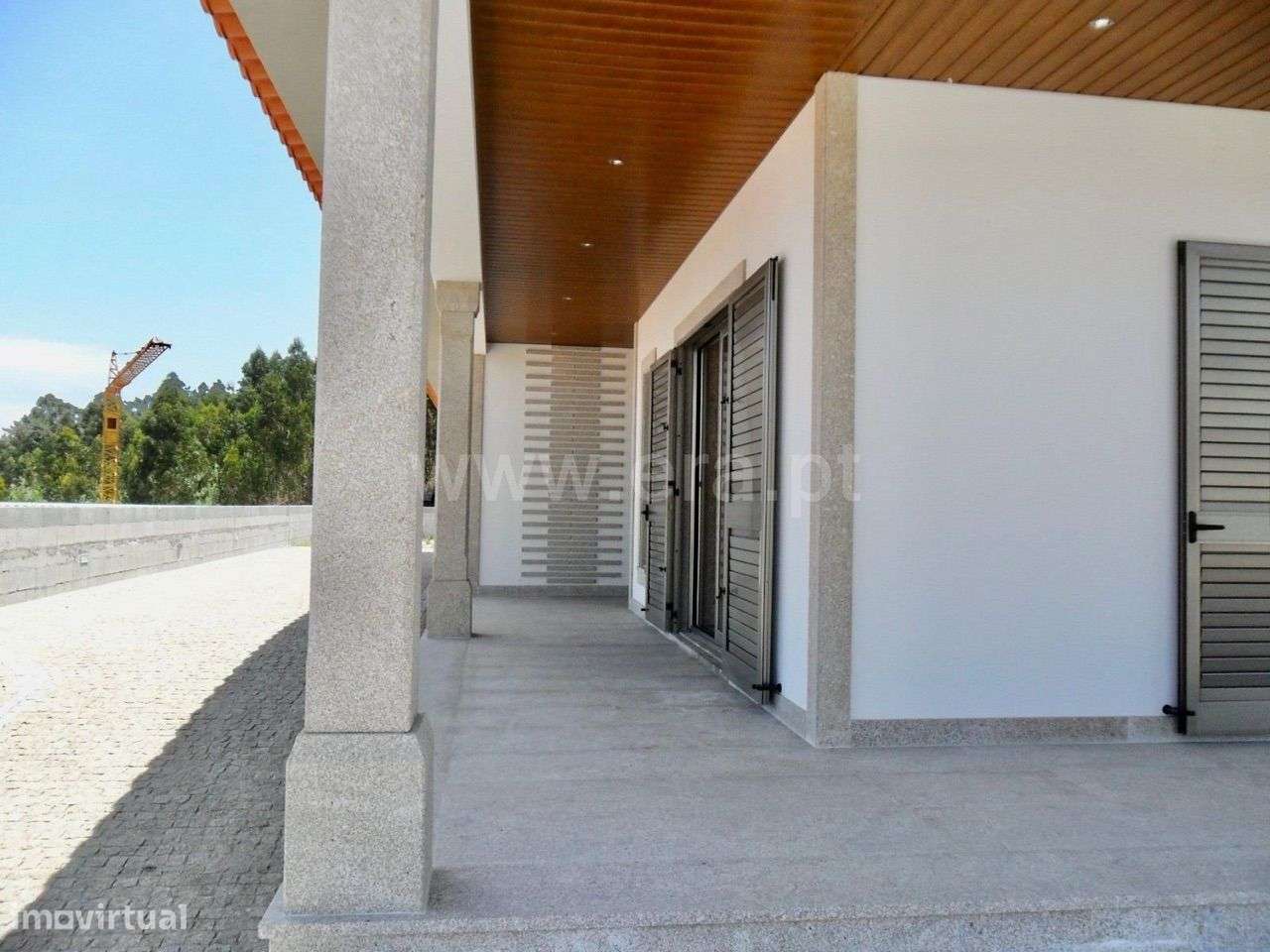 Moradia Térrea com Piscina em Duas Igrejas - Paredes - Grande imagem: 4/13