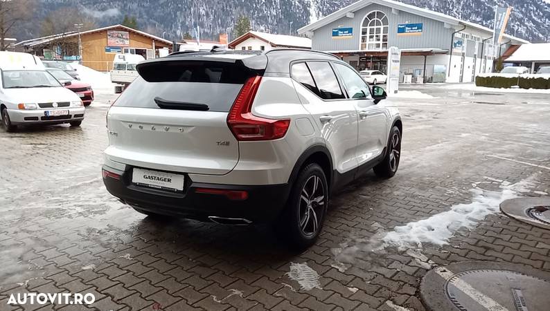 Volvo XC 40 - 6