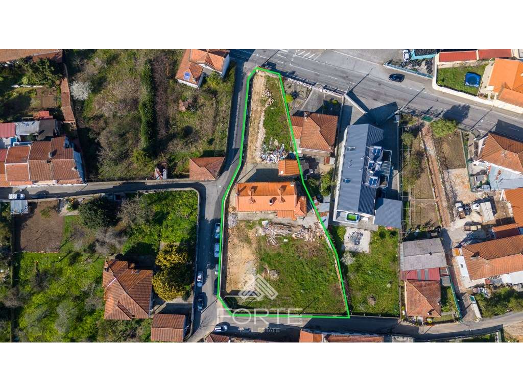 Moradia e Terreno para Venda em Oliveira de Azemeis-14