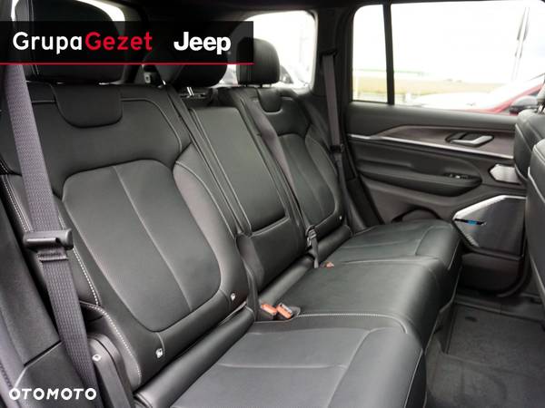 Jeep Grand Cherokee - 9