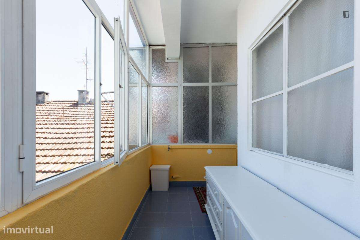 Apartamento com 2 quartos - localizado em Paranhos Porto - Grande imagem: 5/9