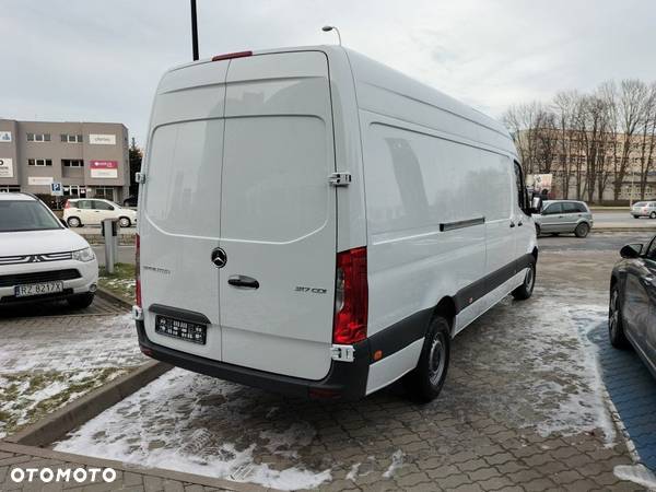 Mercedes-Benz sprinter - 10