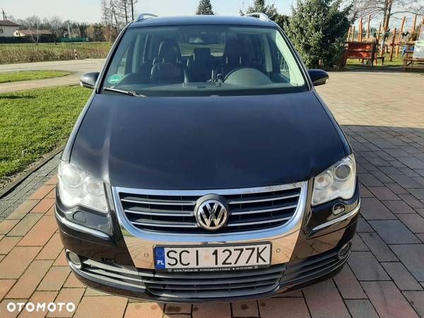 Volkswagen Touran - 2