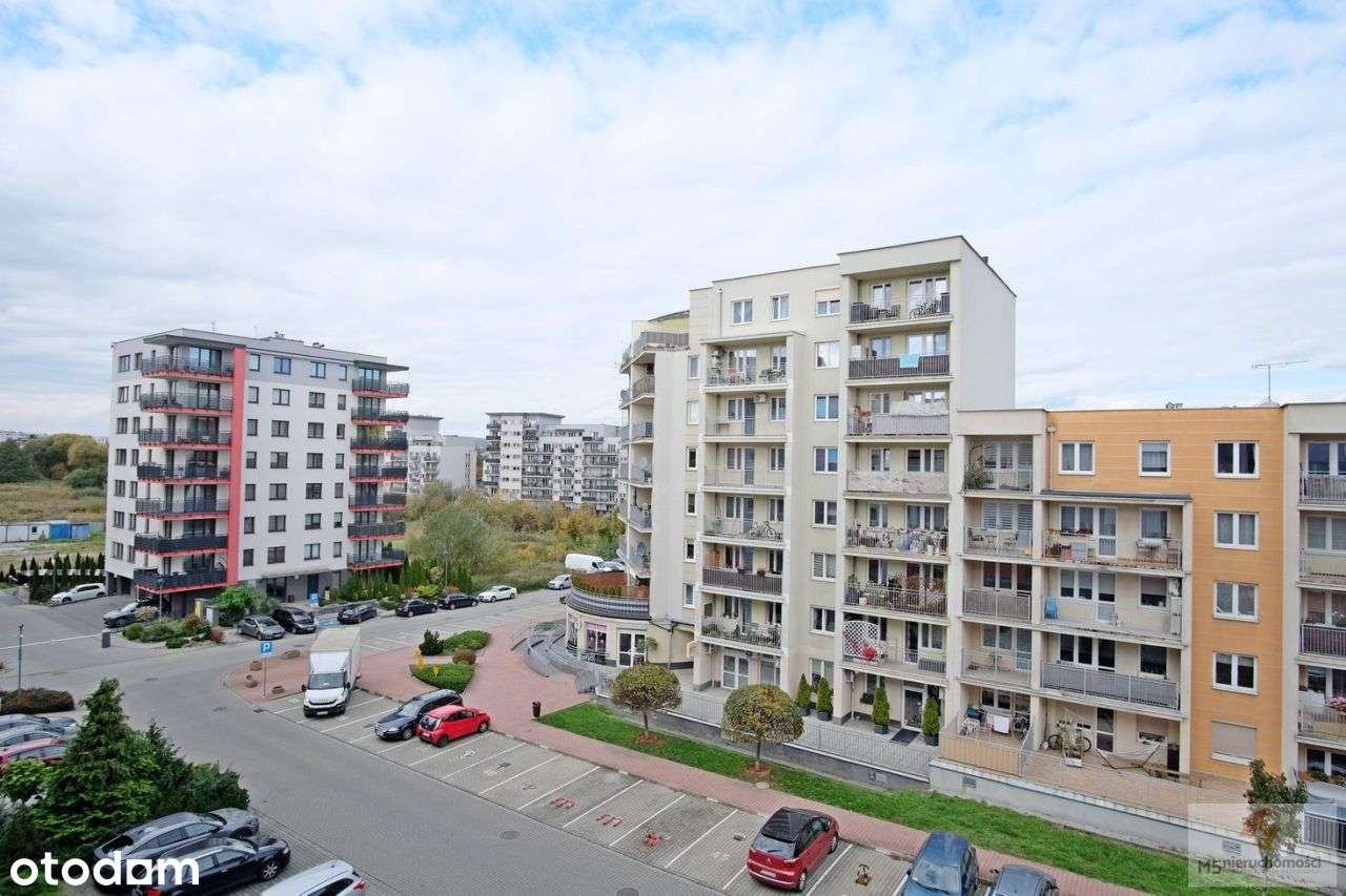 2 pokoje, garderoba, kameralne osiedle. Ruczaj.-18