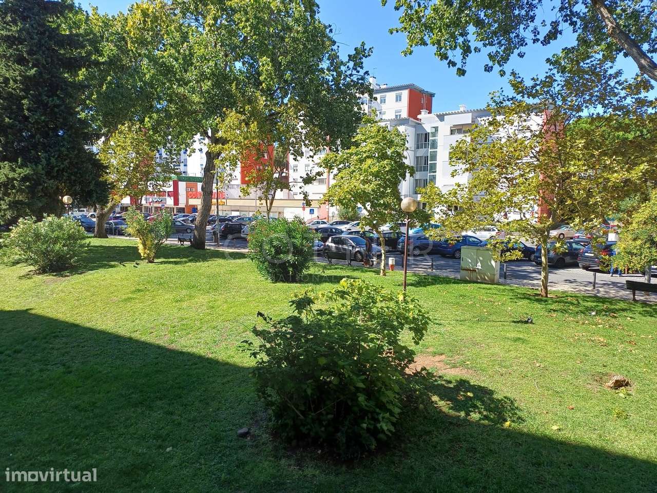 Apartamento T2 Remodelado em Oeiras-30
