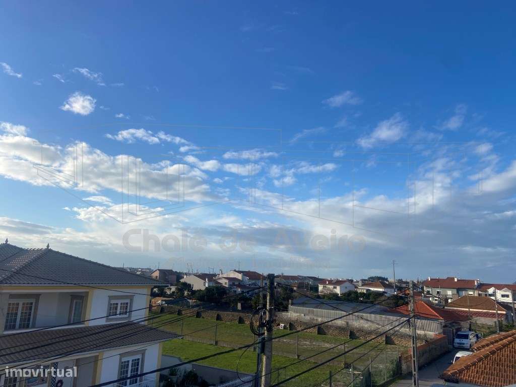 Apartamento T2 Duplex com garagem para 2 carros e terraço-30