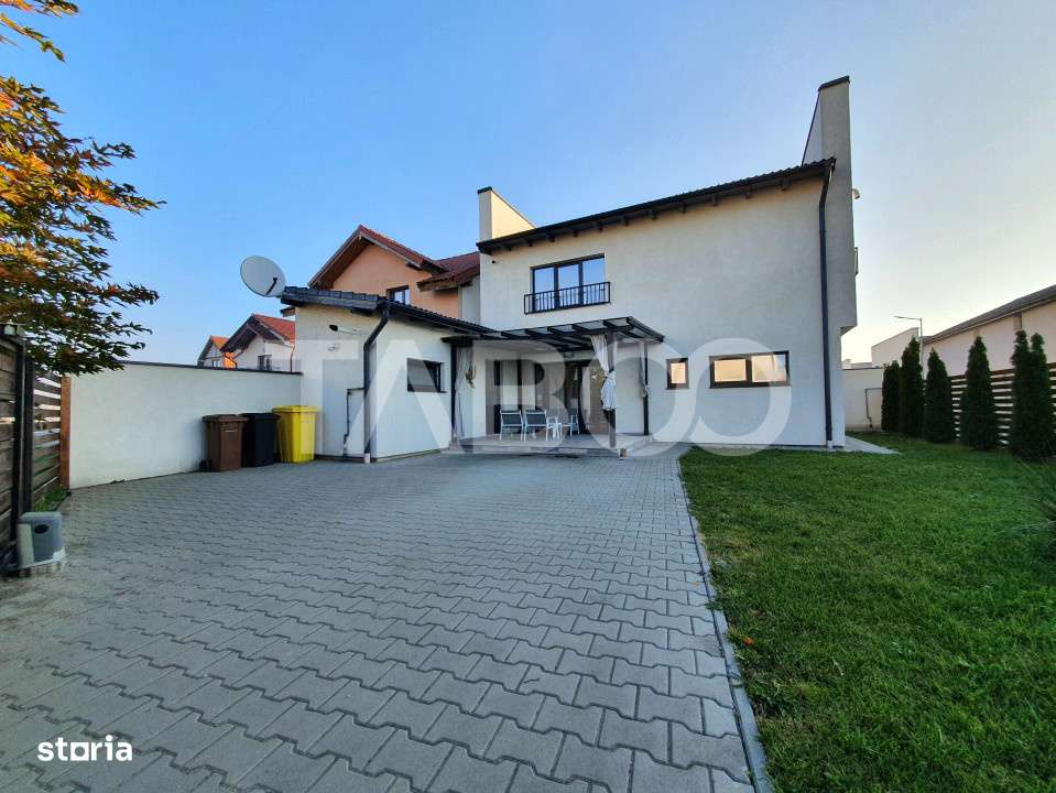 Casa moderna de inchiriat cu 4 camere si curte in Selimbar - Imagine principală: 4/18