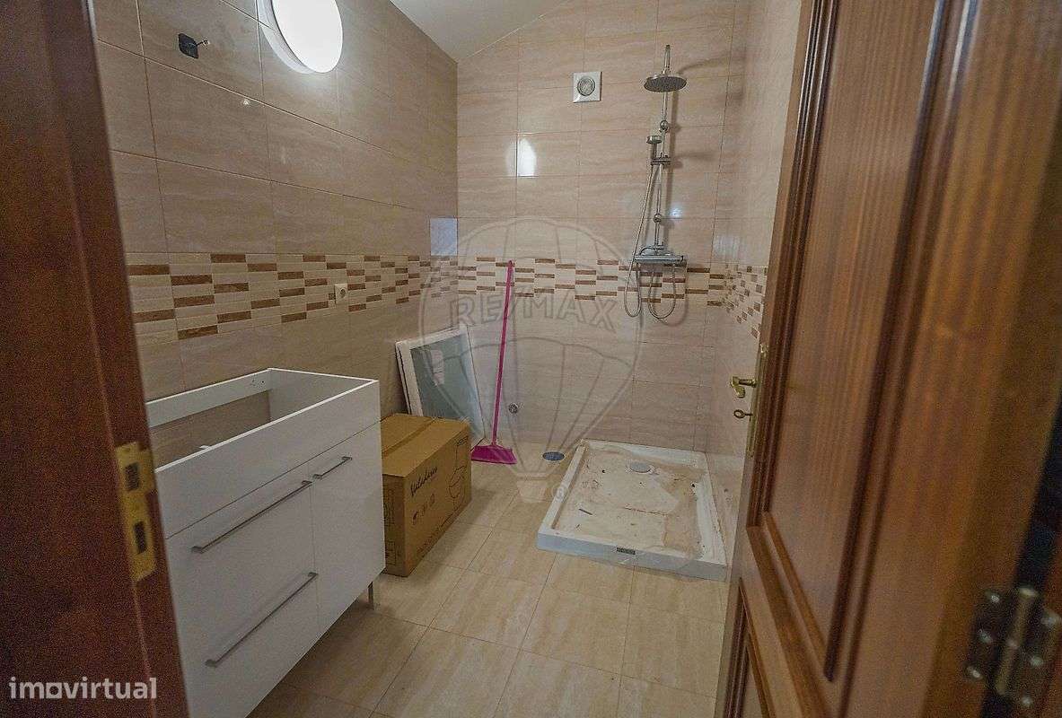 Moradia T4 para venda-21