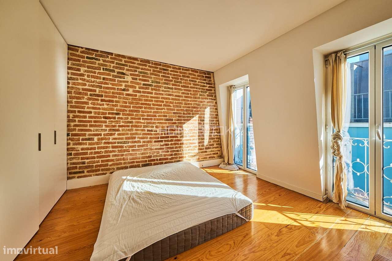 Apartamento T1 mobilado com terraço em Santo Antonio - Grande imagem: 4/14