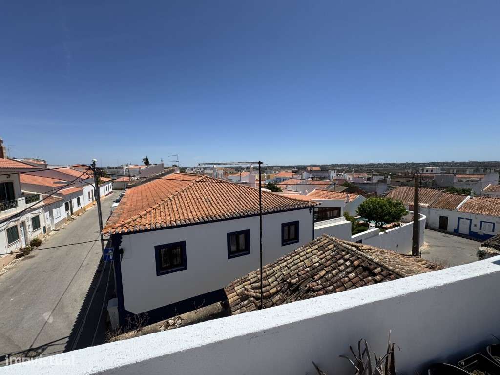 Moradia em banda à venda na Rua da Capelinha-45