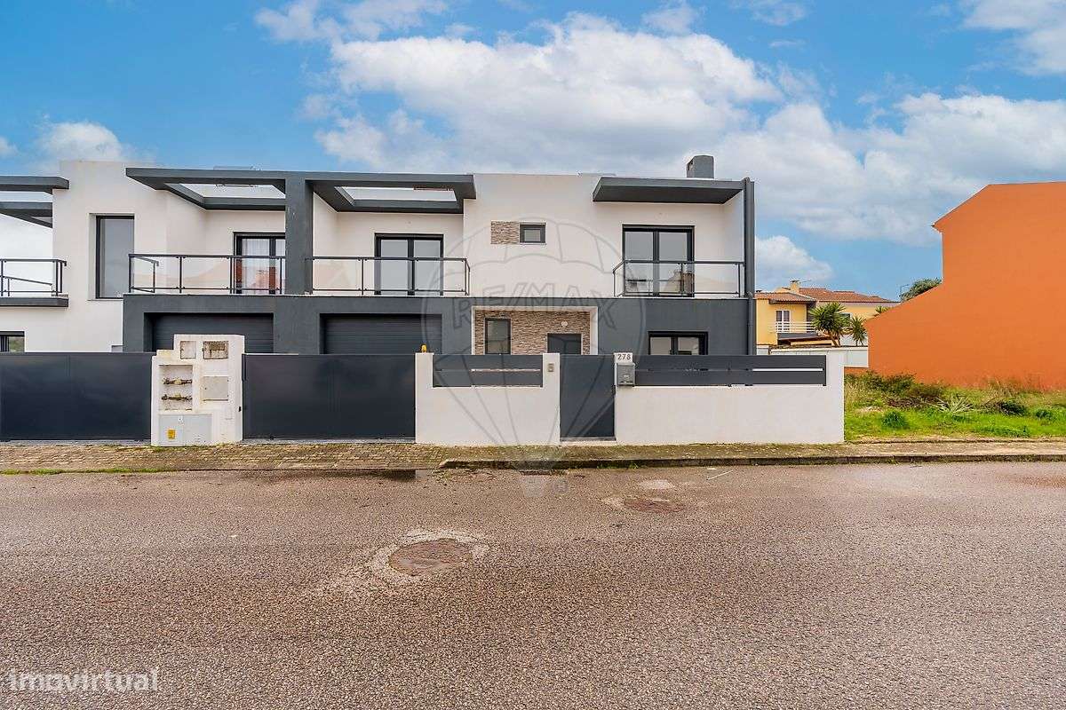 Moradia T3 para venda - Grande imagem: 2/32