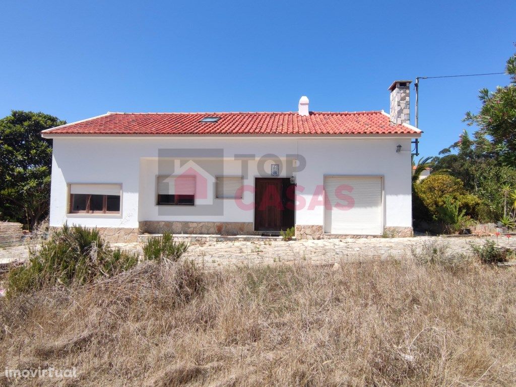 Quintinha na Foz do Arelho com 2 edifícios