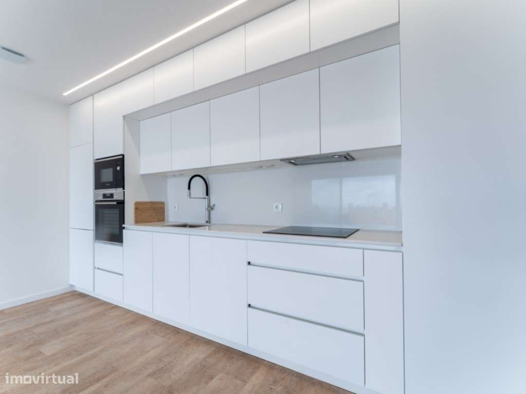 Apartamento T2 na Nazaré - Vista Mar com piscina e garagem-38