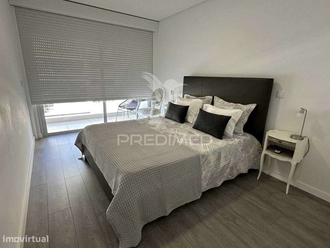 APARTAMENTO T3 SEMI-NOVO , PERTO DA ROTUNDA DO MARQUÊS NO PESO DA R... - Grande imagem: 5/22