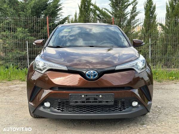 Toyota C-HR Hybrid Lounge - 2