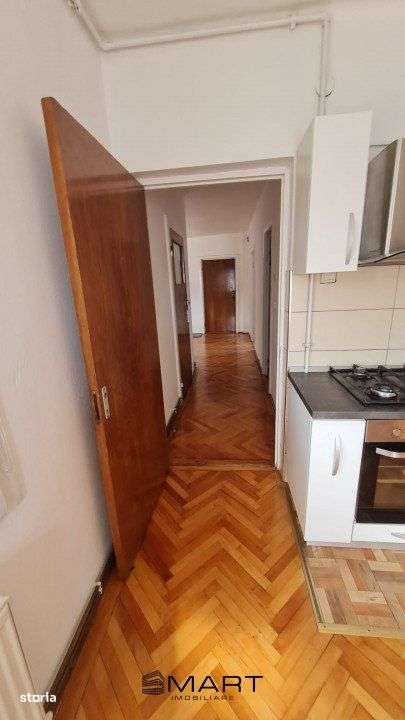 Apartament 3 camere zona Sub Arini - Imagine principală: 5/15