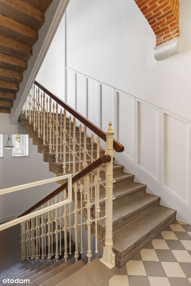 Stylowe mieszkanie z duszą | Sufit 4 m ! | Widok na rzekę-16