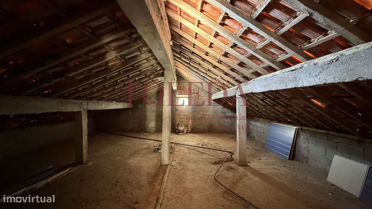 Quintinha em Tomar com 2 casas-38